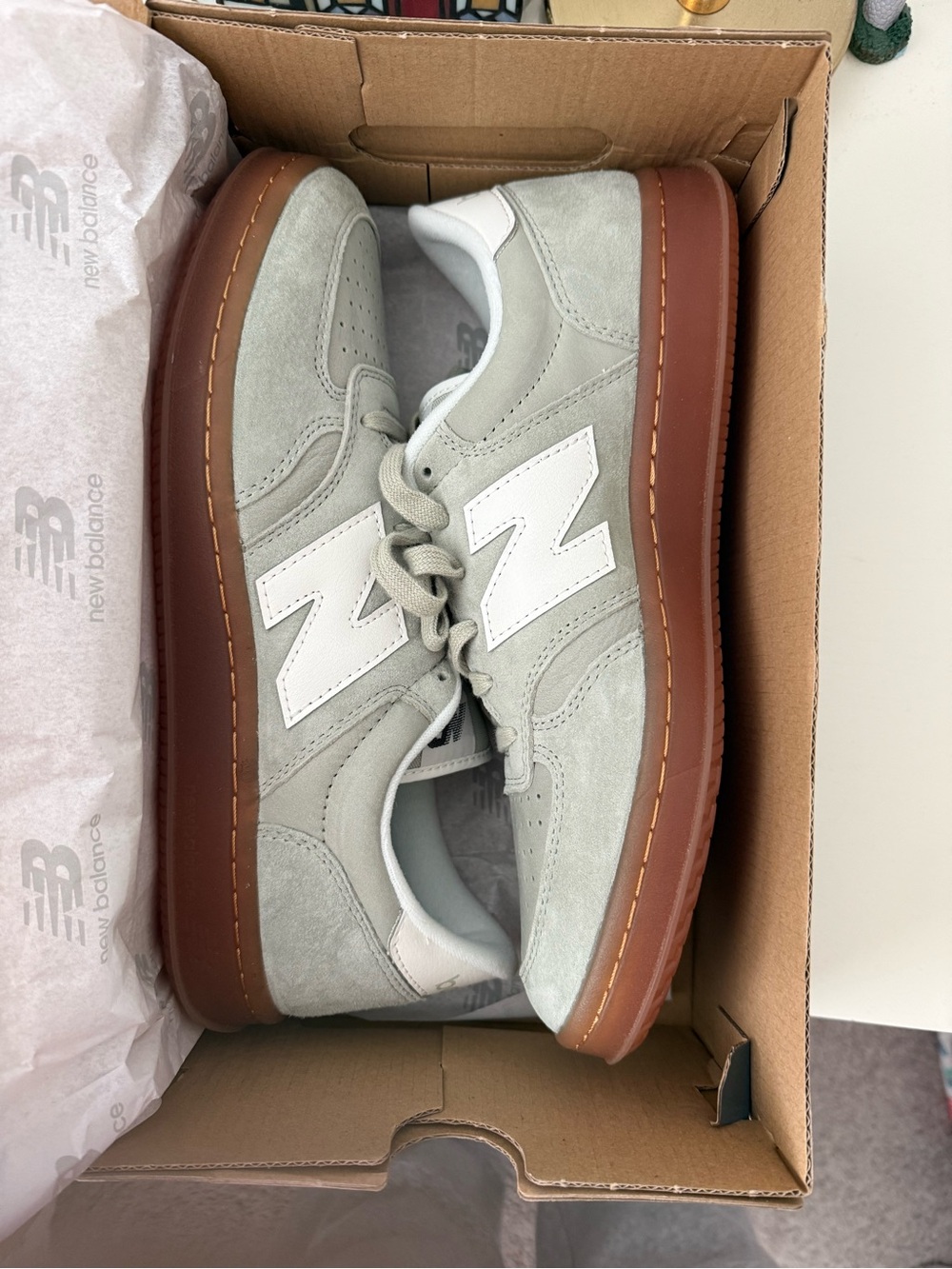 New in box - Men’s New Balance T500 in Green